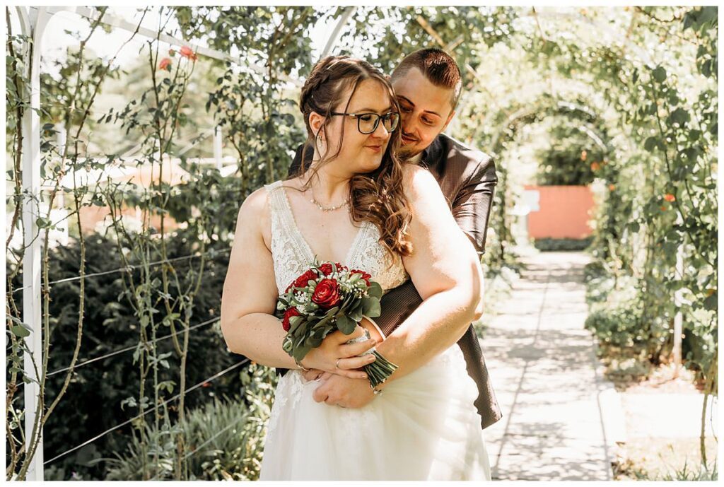 Brautpaarshooting in Rosengarten